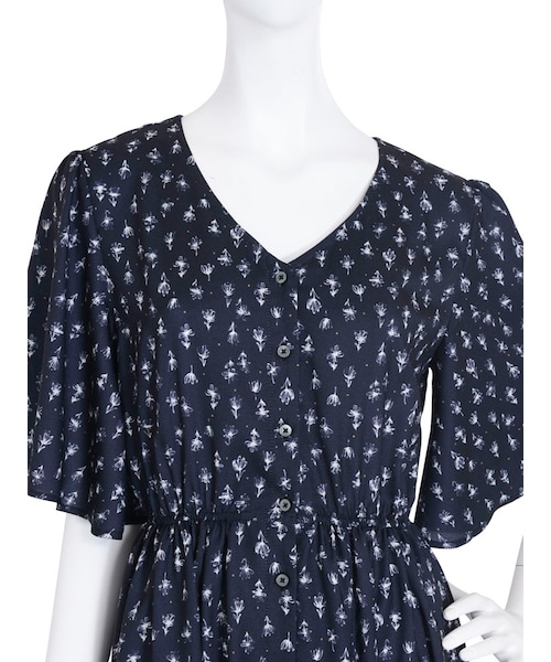 dazzlin（ダズリン）の「【W】小花柄フレアーマキシワンピース（ワンピース/ドレス・レディース・ブラック/ベージュ/カーキ）」の11枚目の写真