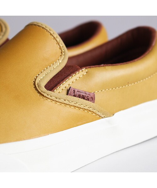 VANS（バンズ）の「Classic Slip-on CA（ファッション雑貨・Camel・5.5/6/8.5/9/9.5/10）」の4枚目の写真