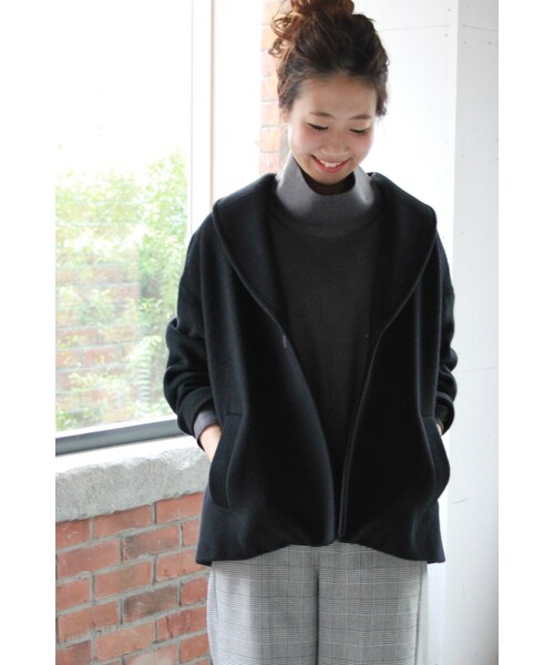 JOURNAL STANDARD（ジャーナルスタンダード）の「《予約》アンゴラビーバーショール ハーフコート◆（ジャケット/アウター・レディース・ブラック/グレーA/キャメル・フリー）」の6枚目の写真