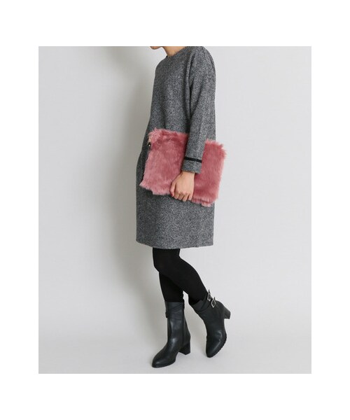 RODE SKO(ロデスコ)の「WILMA ファークラッチ(バッグ・レディース・PINK/LEO/KHAKI/CAMEL/GRAY・FREE)」の15枚目の写真