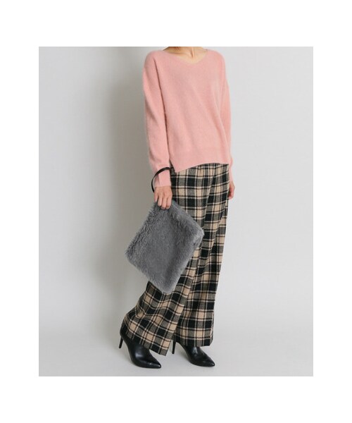 RODE SKO(ロデスコ)の「WILMA ファークラッチ(バッグ・レディース・PINK/LEO/KHAKI/CAMEL/GRAY・FREE)」の9枚目の写真