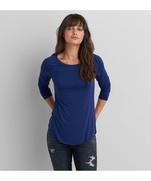 American Eagle(アメリカンイーグル)の「AEOジェギングTシャツ(Tシャツ/カットソー・レディース・ブラック/ホワイト/パイン/コバルトブルー・XXS/XS/S/M/L/XL/XXL)」の3枚目の写真