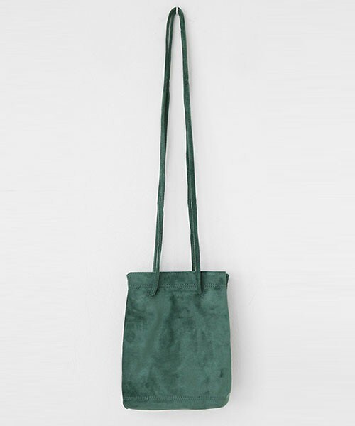 DHOLIC(ディーホリック)の「スエード調ロングストラップバック(ショルダーバッグ・レディース・グリーン/ダークグレー/ブラウン/ブラック/ブルーパープル/レッド・FREE)」の1枚目の写真
