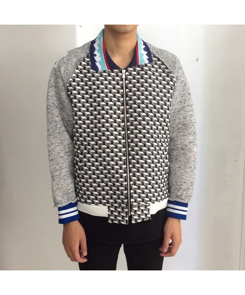 bodysong.（ボディソング）の「bodysong. 立体CUBEブルゾン（ブルゾン・メンズ・その他）」の3枚目の写真