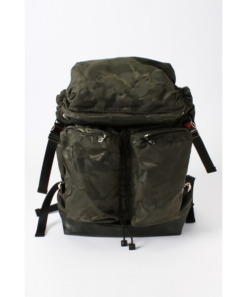 B.C STOCK（ベーセーストック）の「CAMO JQ バックパック（バッグ・メンズ・ブラック/カーキ/ネイビー・フリー）」の2枚目の写真