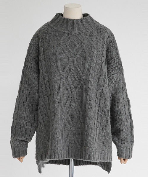 DHOLIC（ディーホリック）の「ボトルネックアンバランス丈デザイン編みニット（ニット/セーター・レディース・アイボリー/グレー/ライトブルー・FREE）」の2枚目の写真