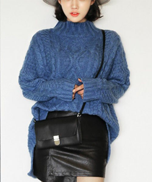 DHOLIC（ディーホリック）の「ボトルネックアンバランス丈デザイン編みニット（ニット/セーター・レディース・アイボリー/グレー/ライトブルー・FREE）」の3枚目の写真