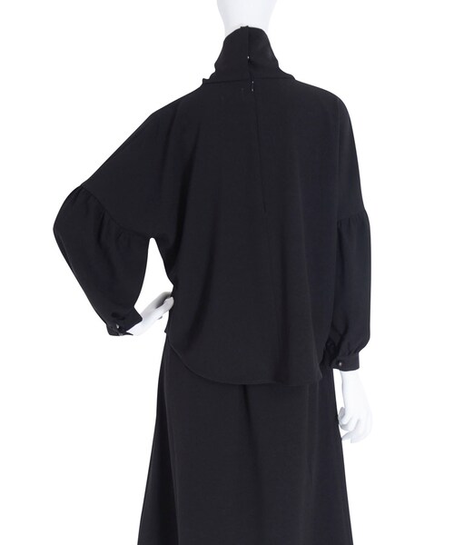 merry jenny（メリージェニー）の「ロゼットフリルブラウス（トップス・レディース・ブラック/ワイン/マスタード・F）」の10枚目の写真