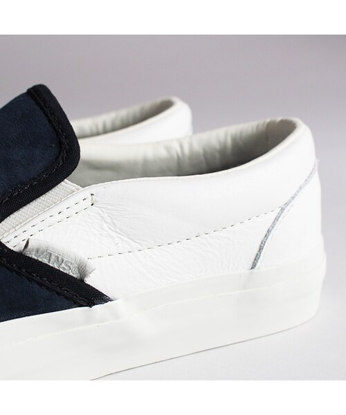 VANS（バンズ）の「Classic Slip-on CA（ファッション雑貨・Navy x White・5.5/6/9/9.5/10）」の8枚目の写真