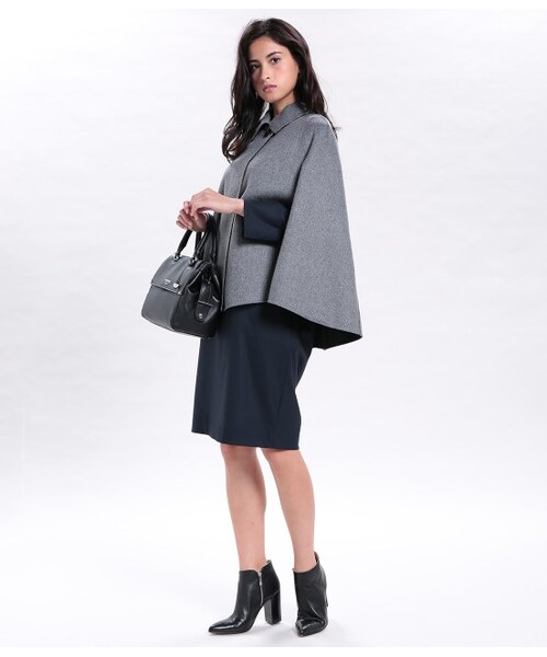 ROPE'(ロペ)の「リバーシブルウールケープ(ジャケット/アウター・レディース・チャコール/キャメル・36/38)」の11枚目の写真