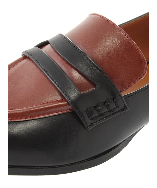 Ungrid（アングリッド）の「バイカラーポインテッドローファー（シューズ・レディース・ブラック/ブラウン・S/M/L）」の9枚目の写真