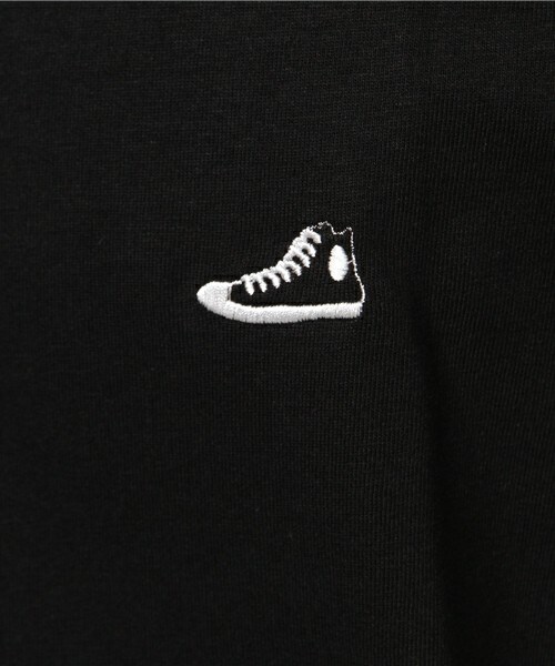 FREDY MAC(フレディーマック)の「スニーカー刺しゅうスリットTシャツ(Tシャツ/カットソー・メンズ・ホワイト/ブラック・M/L/S)」の7枚目の写真