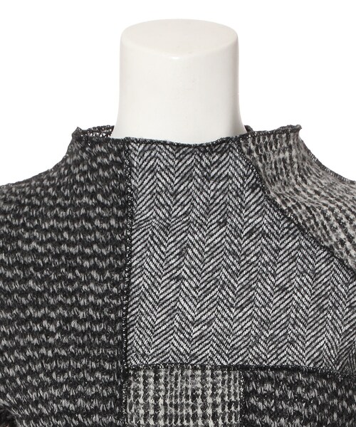 G.V.G.V.(ジーヴィージーヴィー)の「PATCHWORK HIGHNECK TOP(トップス・レディース・OTHER・XS)」の3枚目の写真