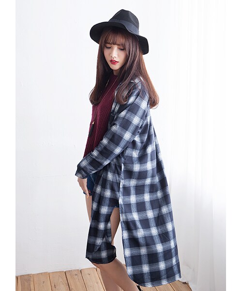 gracegift（グレースギフト）の「韓國秋風格紋毛料長版襯衫（トップス・レディース・藍・F）」の5枚目の写真