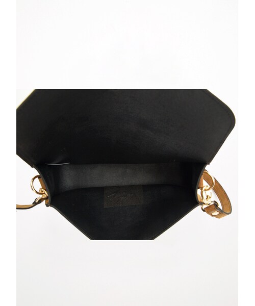 gracegift（グレースギフト）の「韓國帥氣女孩皮革小方包（バッグ・レディース・咖/藕・F）」の3枚目の写真