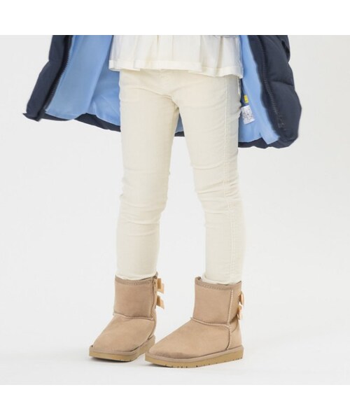 apres les cours（アプレレクール）の「standardコーデュロイスキニーパンツ（パンツ・キッズ・ブラック/キャメル/アイボリー/サックス・80/90/100/110/120/130/140）」の3枚目の写真