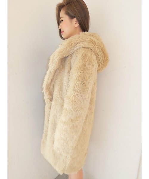 RESEXXY（リゼクシー）の「ボリュームファーフードコート（）」 - WEAR