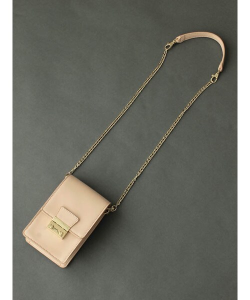 31 Sons de mode（トランテアン　ソン　ドゥ　モード）の「チェインショルダーミニポシェット（バッグ・レディース・レッド/ブラック/ベージュ・フリー）」の3枚目の写真