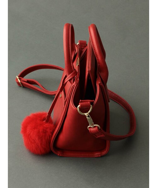 31 Sons de mode（トランテアン　ソン　ドゥ　モード）の「ポンポン付きトート－ＳＭＡＬＬ（バッグ・レディース・レッド/キャメル/オフホワイト/ネイビー・フリー）」の5枚目の写真