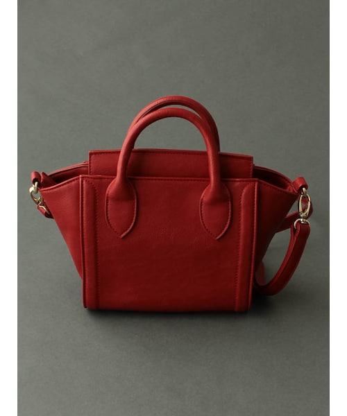 31 Sons de mode（トランテアン　ソン　ドゥ　モード）の「ポンポン付きトート－ＳＭＡＬＬ（バッグ・レディース・レッド/キャメル/オフホワイト/ネイビー・フリー）」の6枚目の写真