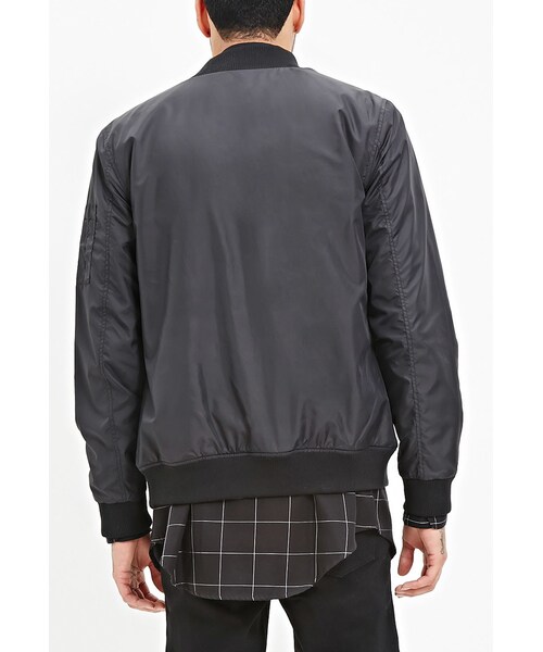 FOREVER 21（フォーエバー トゥエンティーワン）の「[MEN]クラシックジッパーボンバージャケット（ジャケット/アウター・メンズ・OLIVE/BLACK・X-Small/Small/Medium/Large）」の4枚目の写真