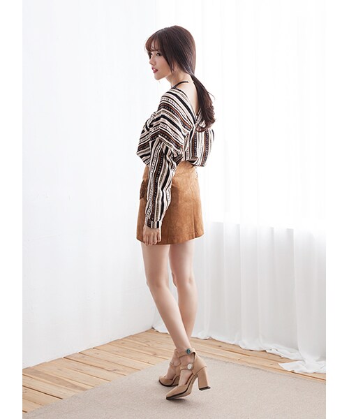 gracegift（グレースギフト）の「韓國民族V字領條紋印花上衣（トップス・レディース・紅條紋・F）」の5枚目の写真