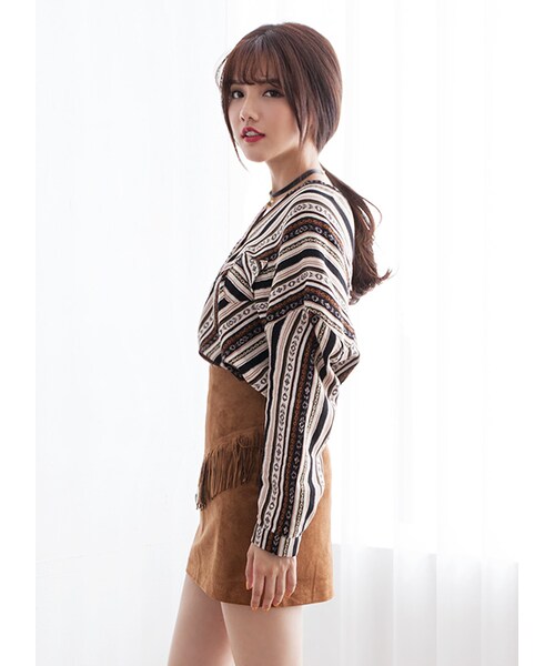 gracegift（グレースギフト）の「韓國民族V字領條紋印花上衣（トップス・レディース・紅條紋・F）」の7枚目の写真