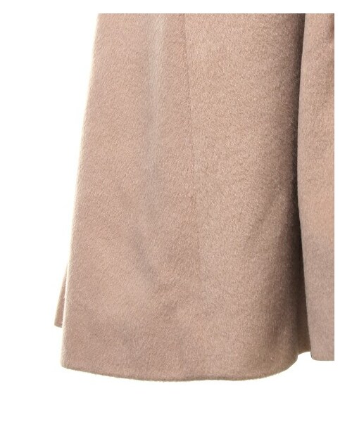 INGNI（イング）の「ファー取り外しドーリー／コート（ジャケット/アウター・レディース・ｵﾌﾎﾜｲﾄ/ﾗｲﾄｸﾞﾚｰ/ﾋﾟﾝｸ/ﾍﾞｰｼﾞｭ/ｷｬﾒﾙ・M）」の5枚目の写真