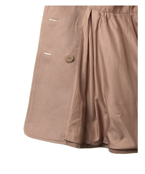 INGNI（イング）の「ファー取り外しドーリー／コート（ジャケット/アウター・レディース・ｵﾌﾎﾜｲﾄ/ﾗｲﾄｸﾞﾚｰ/ﾋﾟﾝｸ/ﾍﾞｰｼﾞｭ/ｷｬﾒﾙ・M）」の8枚目の写真