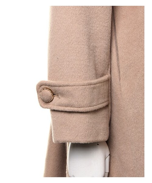 INGNI（イング）の「ファー取り外しドーリー／コート（ジャケット/アウター・レディース・ｵﾌﾎﾜｲﾄ/ﾗｲﾄｸﾞﾚｰ/ﾋﾟﾝｸ/ﾍﾞｰｼﾞｭ/ｷｬﾒﾙ・M）」の4枚目の写真