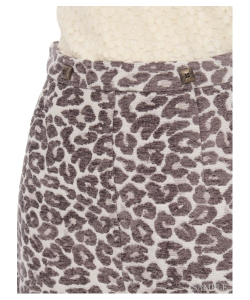 LILY BROWN（リリーブラウン）の「レオパード台形フレアスカート（ミニ