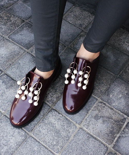 DHOLIC（ディーホリック）の「フェイクパールリングローファー（その他シューズ・レディース・ブラック/ワイン・225/230/235/240/245/250）」の2枚目の写真