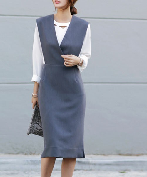 DHOLIC(ディーホリック)の「ミディ丈2WAYワンピース(ワンピース・レディース・グレー/ブラック/レッドブラウン・S/M)」の1枚目の写真