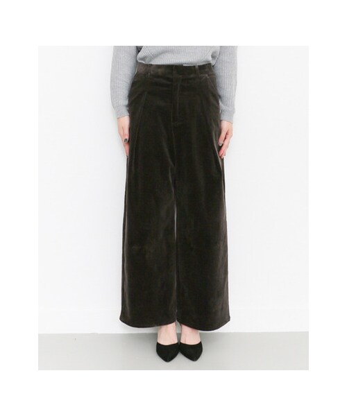 KBF（ケイビーエフ）の「KBF+ コーデュロイワイドボリュームパンツ（パンツ・レディース・D.BROWN/CAMEL/D.RED・one）」の10枚目の写真