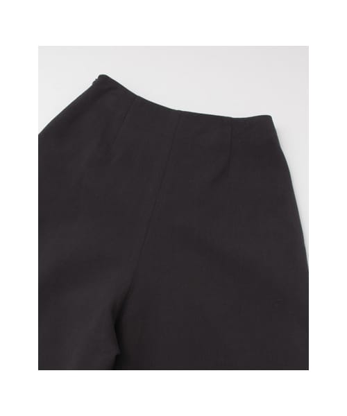 URBAN RESEARCH（アーバンリサーチ）の「タックフレアワイドパンツ（パンツ・レディース・OFF/NAVY/KHAKI・36/38）」の17枚目の写真