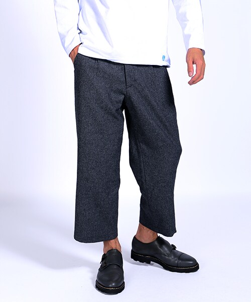 FREAK'S STORE(フリークスストア)の「ウールタックガウチョパンツ(パンツ・メンズ・チャコールグレー/ブラック/ボーダー/ストライプ/その他/柄6・M/L)」の1枚目の写真