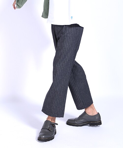 FREAK'S STORE(フリークスストア)の「ウールタックガウチョパンツ(パンツ・メンズ・チャコールグレー/ブラック/ボーダー/ストライプ/その他/柄6・M/L)」の4枚目の写真