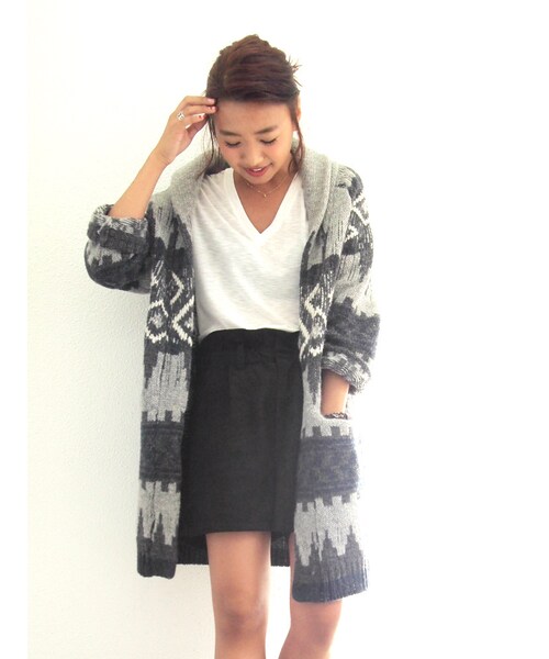 Ungrid(アングリッド)の「ハイウエストフェイクスウェードショートパンツ(パンツ・レディース・ブラック/キャメル・F)」の3枚目の写真