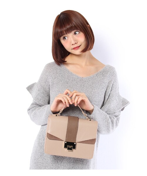 PAGEBOY（ページボーイ）の「2wayフラップハンドバッグ（バッグ・レディース・ブラック/ベージュ/ブラック系）」の4枚目の写真