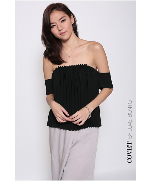 Love bonito best sale off shoulder top