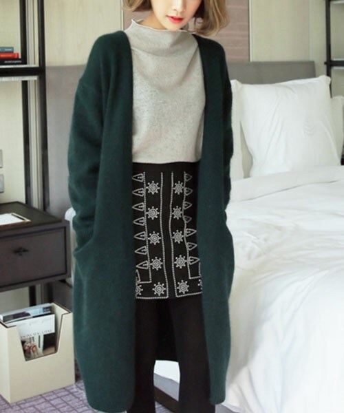 DHOLIC（ディーホリック）の「アンゴラロングニットカーディガン（カーディガン/ボレロ・レディース・グレー/ダークグリーン/ブラック/ベージュ・FREE）」の4枚目の写真