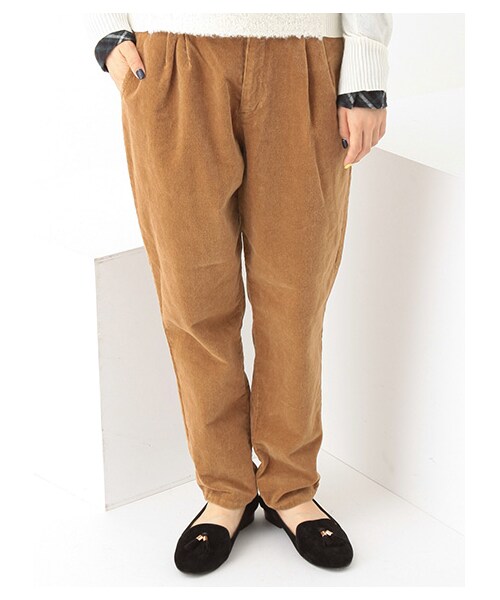 earth music&ecology（アースミュージックアンドエコロジー）の「＜WEB限定大きな・小さなサイズ＞コーデュロイロングパンツ（パンツ・アイボリー/キャメル/ネイビー・S/XL）」の4枚目の写真