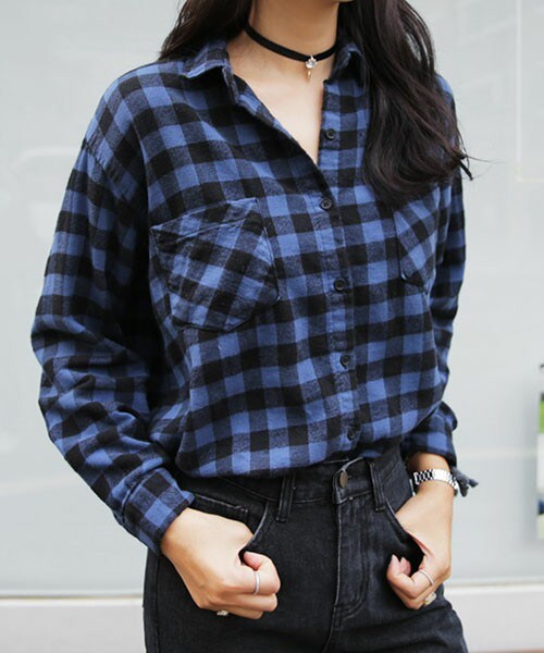 DHOLIC（ディーホリック）の「ランダムカットヘムブロックチェックシャツ（シャツ/ブラウス・レディース・アイボリー/ライトブルー/レッド・FREE）」の2枚目の写真