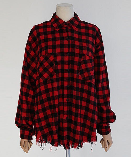 DHOLIC（ディーホリック）の「ランダムカットヘムブロックチェックシャツ（シャツ/ブラウス・レディース・アイボリー/ライトブルー/レッド・FREE）」の3枚目の写真