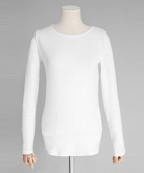 DHOLIC（ディーホリック）の「ソリッドカラーベーシックラウンドネックTシャツ（Tシャツ/カットソー・レディース・グレー/ダークベージュ/ディープカーキ/ネイビー/ブラウン/ブラック/ブラックグレー/ホワイトアイボリー/ライトベージュ/ワイン・FREE）」の2枚目の写真