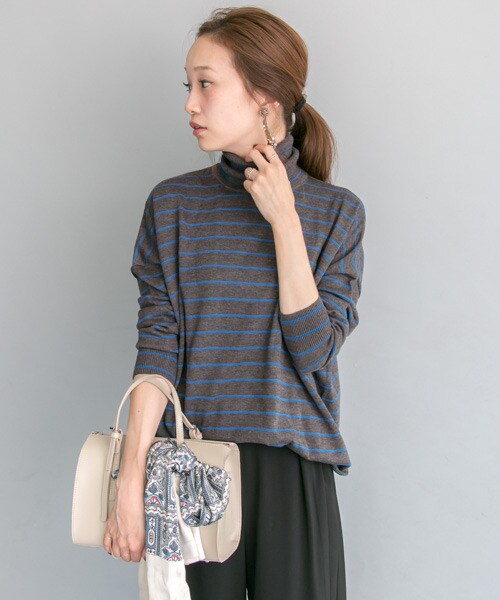 URBAN RESEARCH（アーバンリサーチ）の「高領針織衫（トップス・レディース・藏青米雙色/灰藍雙色/灰色/藏青色・FREE）」の12枚目の写真