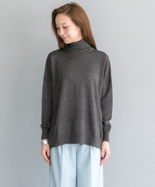URBAN RESEARCH（アーバンリサーチ）の「高領針織衫（トップス・レディース・藏青米雙色/灰藍雙色/灰色/藏青色・FREE）」の14枚目の写真