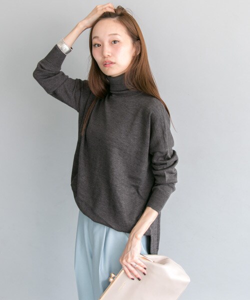 URBAN RESEARCH（アーバンリサーチ）の「高領針織衫（トップス・レディース・藏青米雙色/灰藍雙色/灰色/藏青色・FREE）」の7枚目の写真