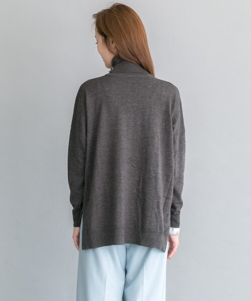URBAN RESEARCH（アーバンリサーチ）の「高領針織衫（トップス・レディース・藏青米雙色/灰藍雙色/灰色/藏青色・FREE）」の16枚目の写真
