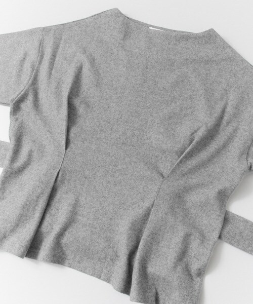 KBF(ケイビーエフ)の「腰部蝴蝶結罩衫(トップス・レディース・灰色/桃紅色/卡其綠色・one)」の15枚目の写真